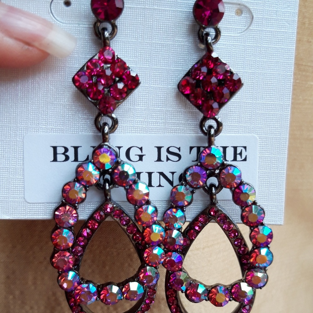 Magenta Drop earrings